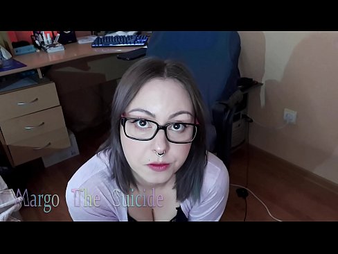 ❤️ Mtsikana Wamagalasi Wamagalasi Amayamwa Dildo Mozama Pa Kamera Zolaula zapakhomo pa ife ️❤
